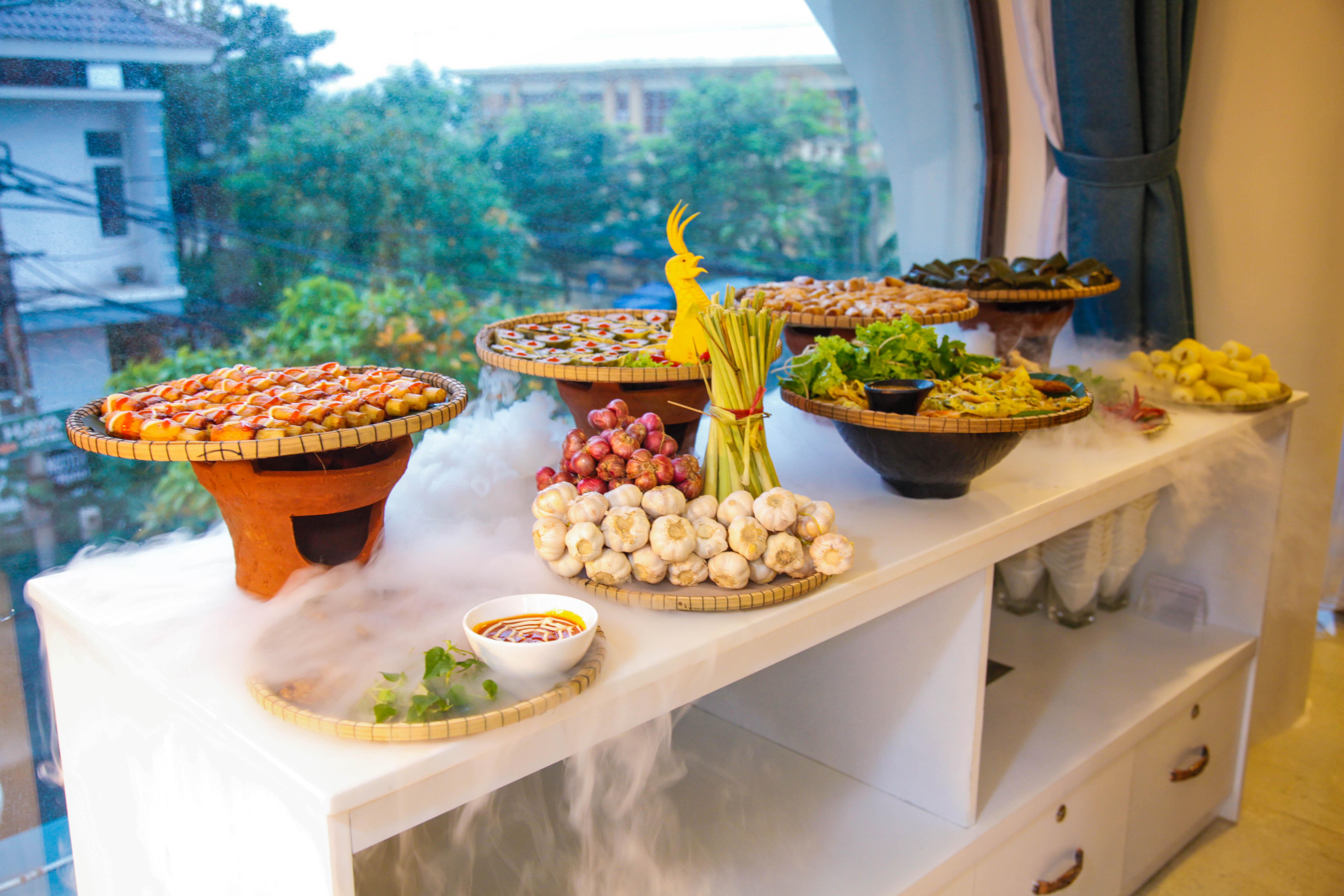 Ritzy Boutique Hotel Da Nang Beach Exterior photo